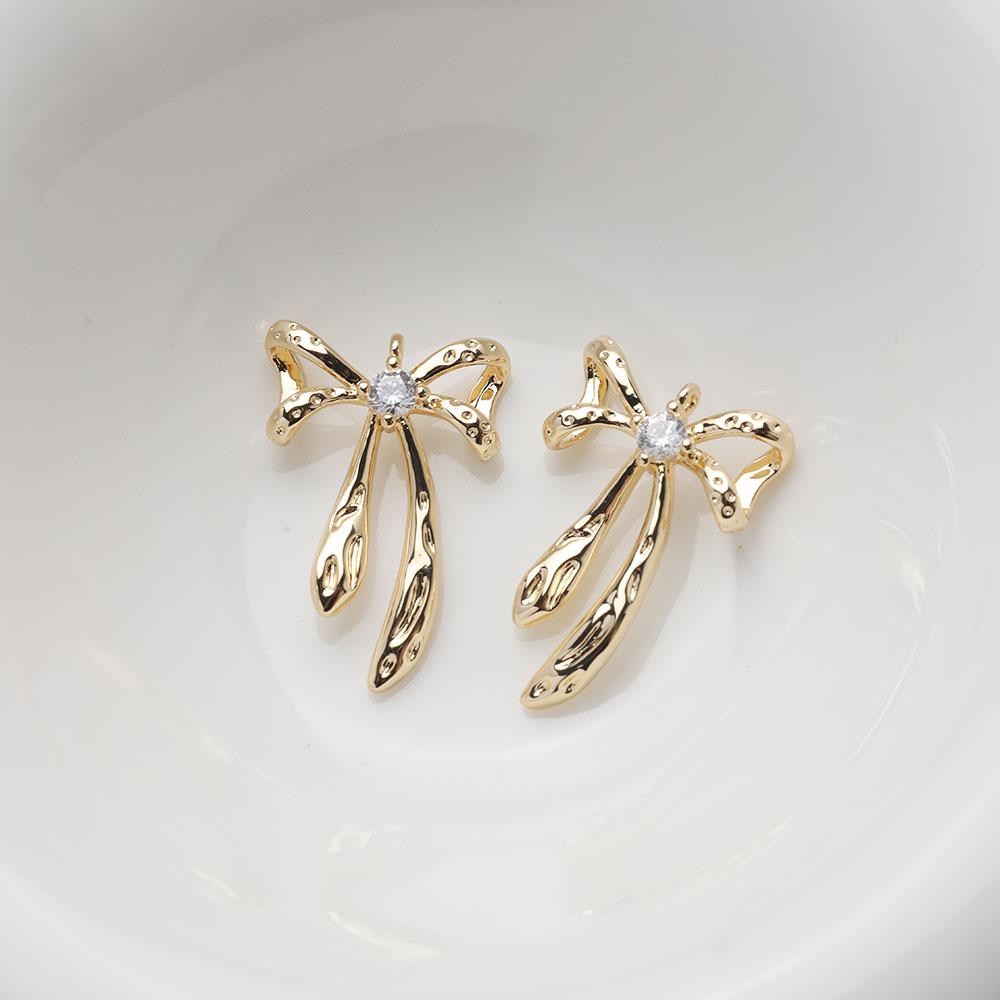 4PCS Dainty Bow Charm Jewelry  - Charm Necklace Dainty บทวิจารณ์และราคา