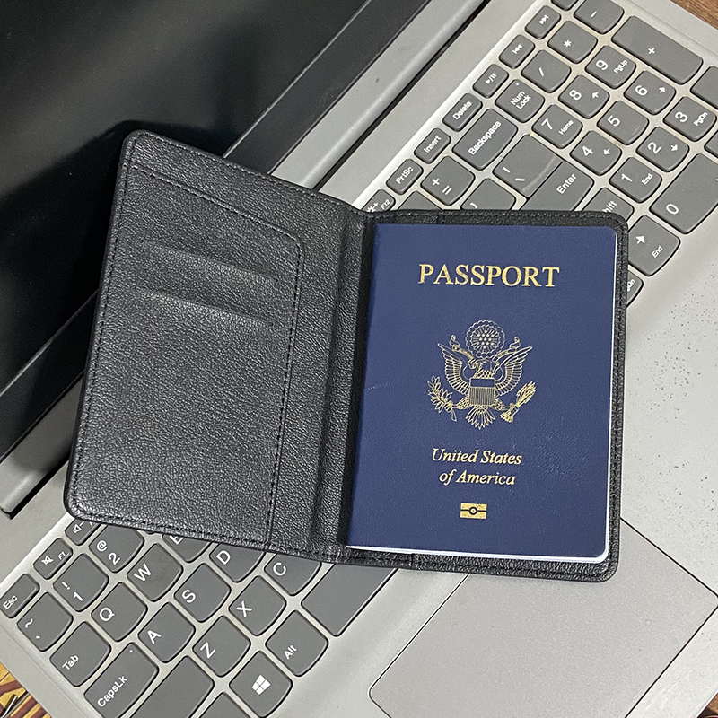 Travel Passport Holder Wallet  - Women Accessories List บทวิจารณ์และราคา
