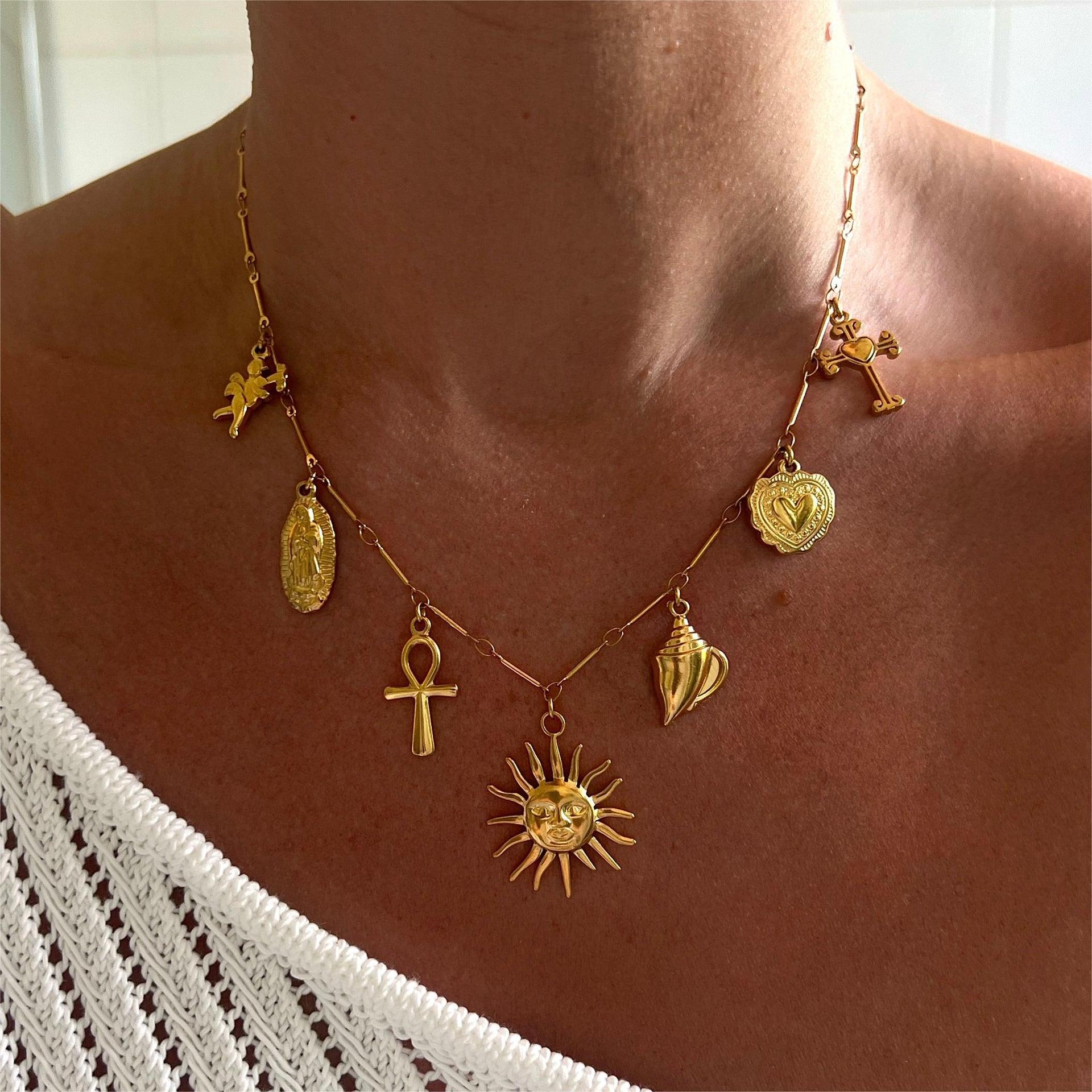 Dainty Sun Moon Star Cross Evi - Charm Necklace Dainty บทวิจารณ์และราคา