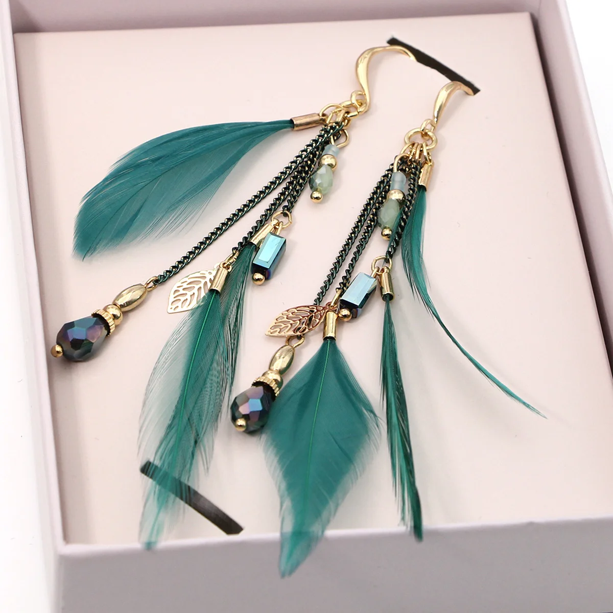 Trendy Women Boho Feather Tass - Tassel Earrings Boho บทวิจารณ์และราคา